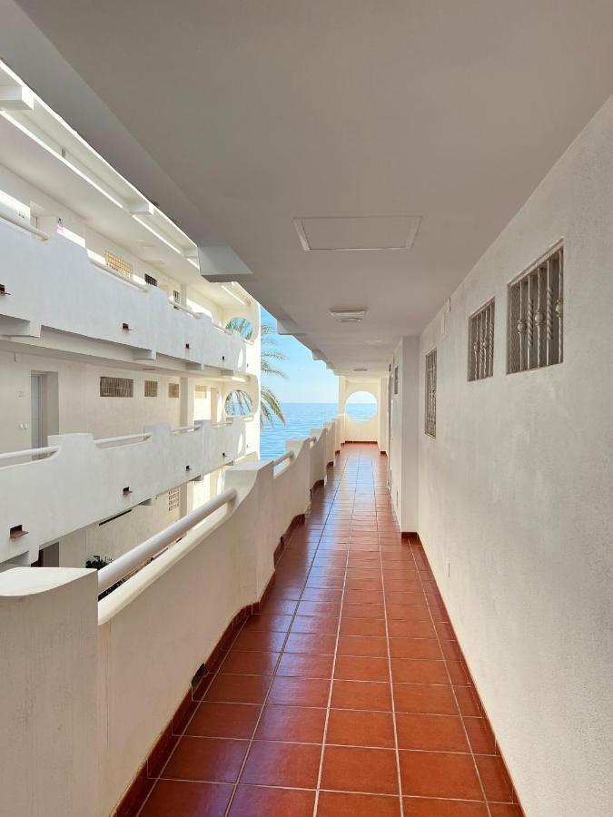 Buenti Apartments Beach Beautiful View Марбелья Экстерьер фото