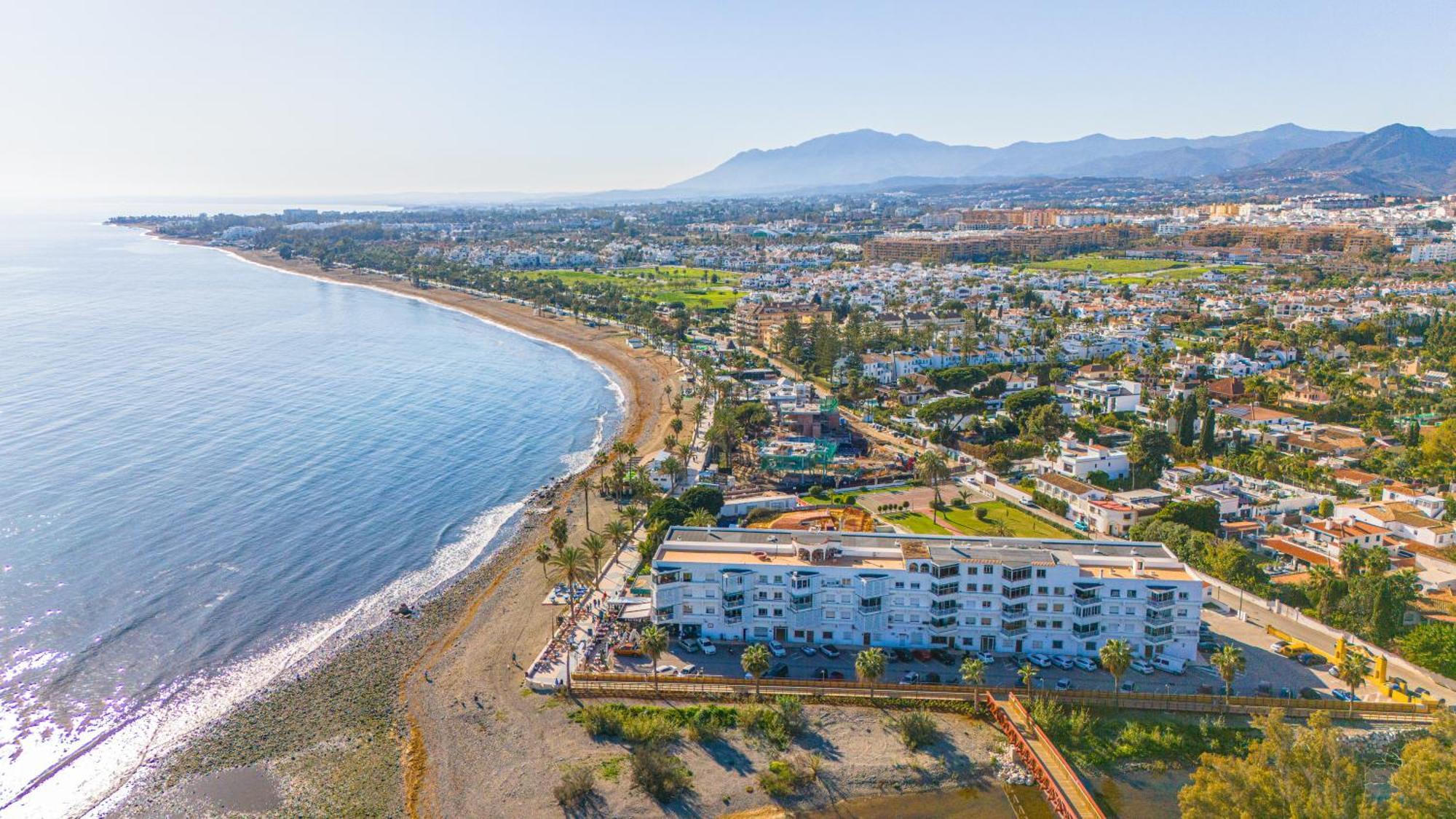 Buenti Apartments Beach Beautiful View Марбелья Экстерьер фото